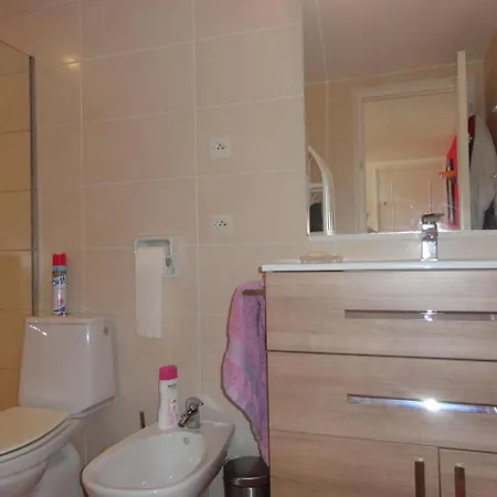 Ginjoler Apartment *